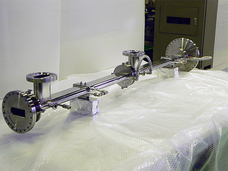 シンクロトロン放射光施設向け真空チャンバー