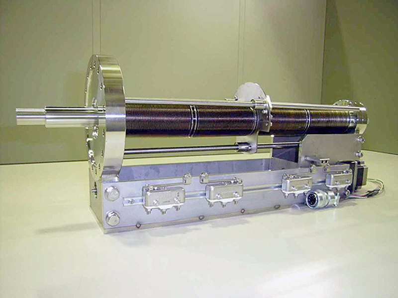 加速器用駆動機構